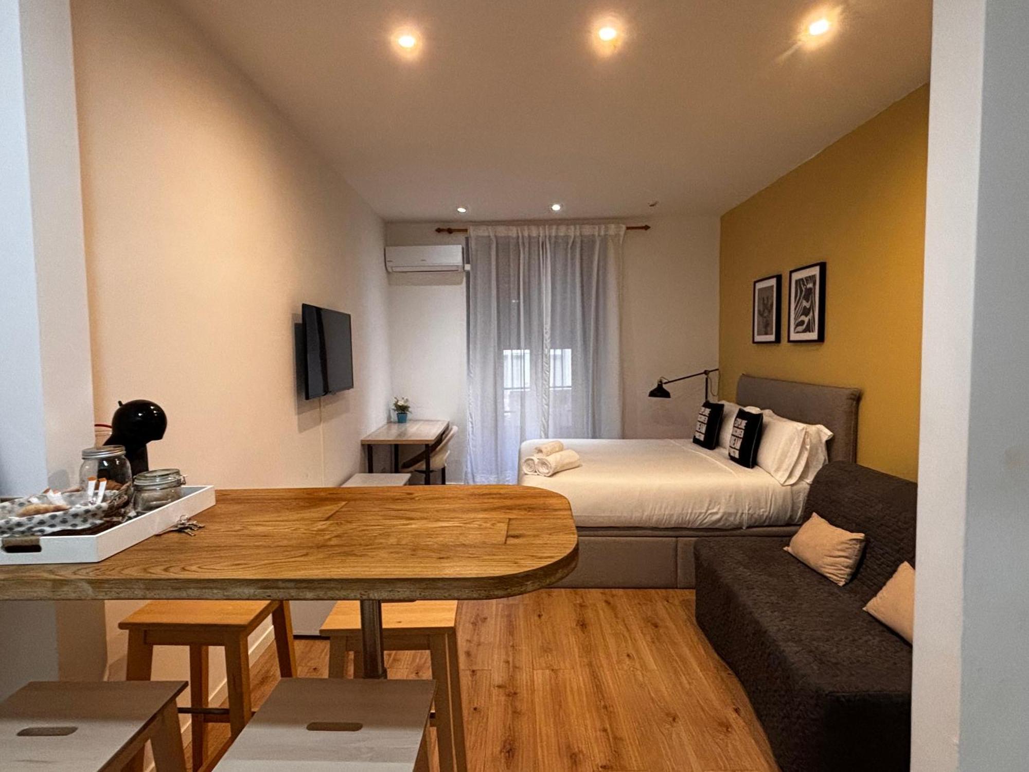Gran Via Chueca Apartamentos Noxi Madrid Room photo
